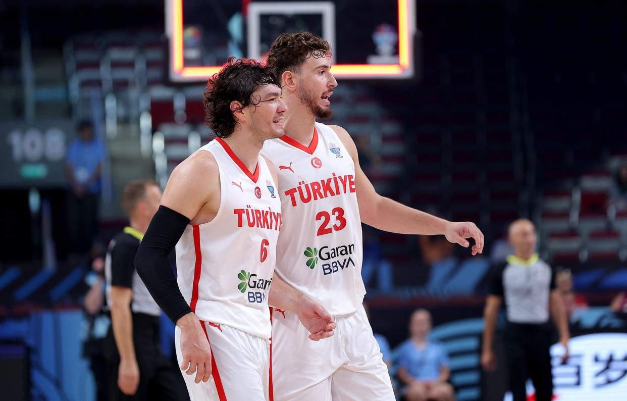 开云官网-场均26分或缩水？杜兰特可交出进攻端权杖，申京竞逐火箭第1核心