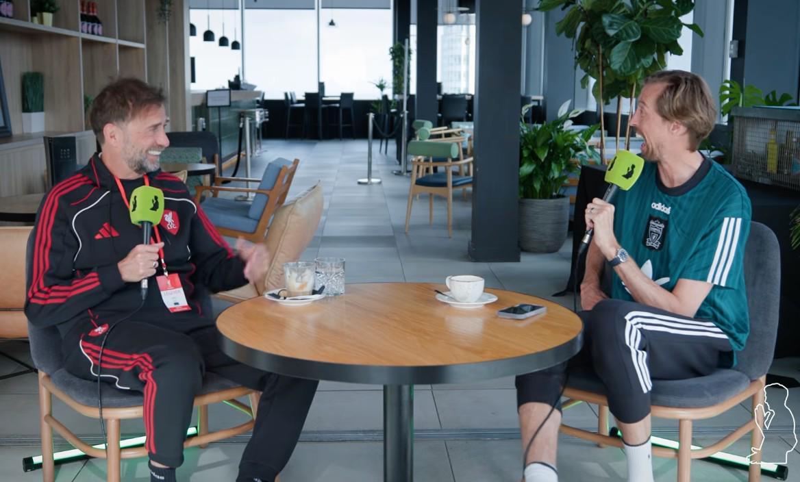 克洛普:要不是伤病影响,张伯伦本可以达到更高的高度