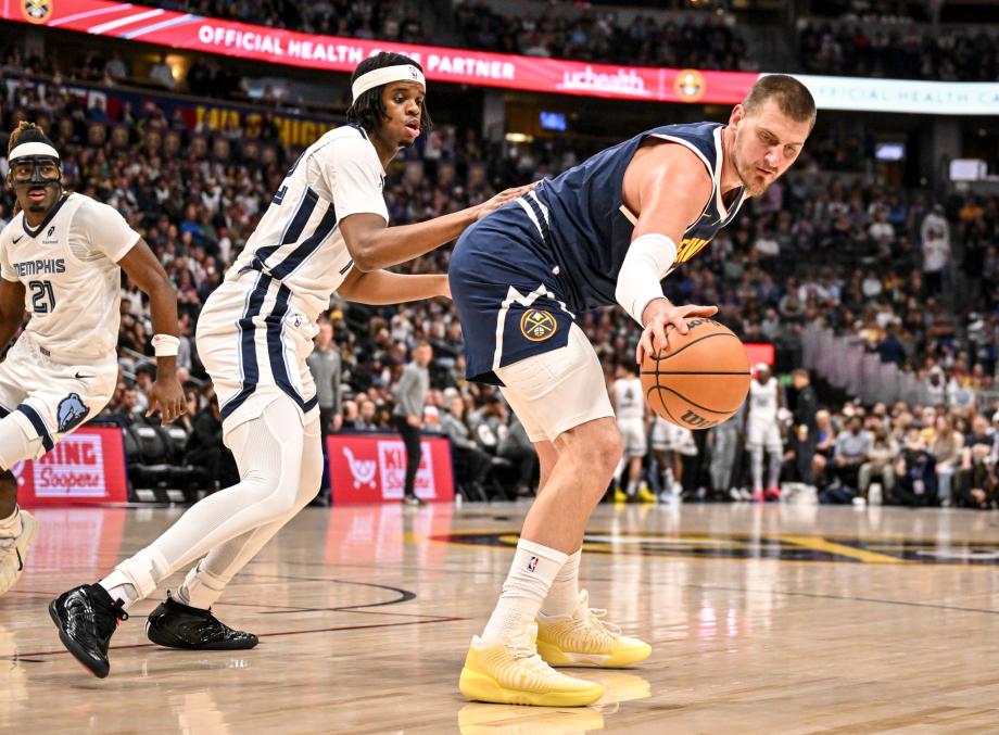 kaiyun-约基奇14+15+10穆雷26分 掘金大胜灰熊10连胜